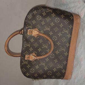 💥authentic Louis Vuitton bag